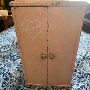 Vintage Ginny wardrobe